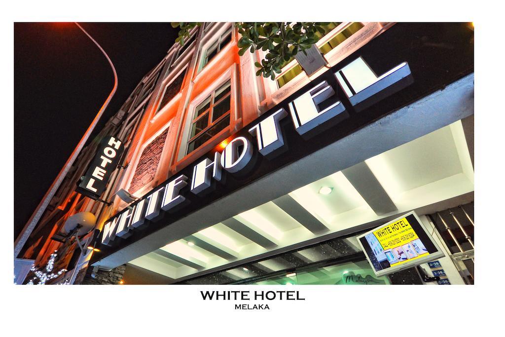 White Hotel Malacca Eksteriør bilde